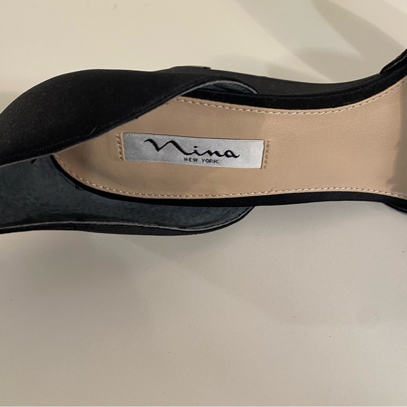 Nina New York Black Emiko Ornamented Wedge           Size 10M - Picture 4 of 8